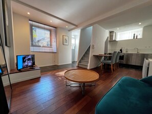 Apartment, Ensuite, Garden View (Loire et Coteaux) | Lounge