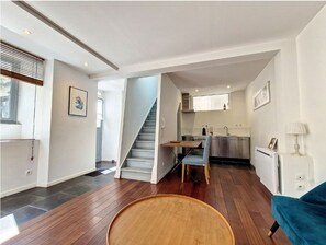 Apartamento, baño privado, vistas al jardín (Loire et Coteaux) | Salón