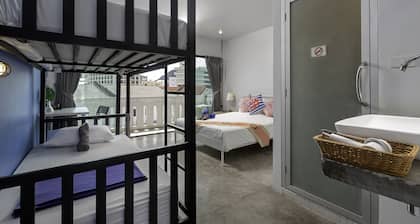 Hip Hostel