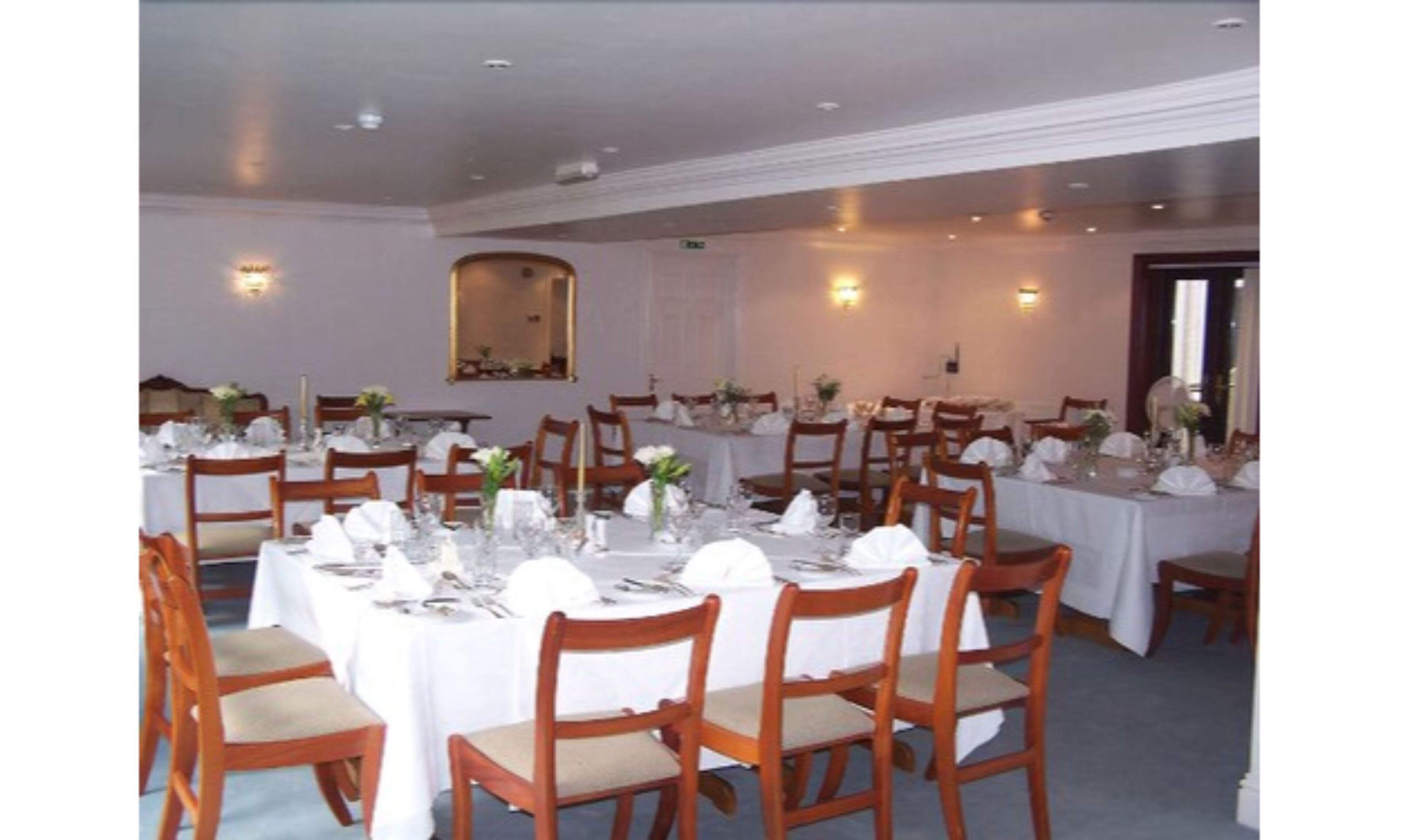 breakfast and dinner served, british cuisine