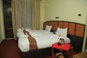 Premium bedding, individually decorated, individually furnished, desk - Dib Anbessa Hotel Bahir Dar (Bahir Dar)