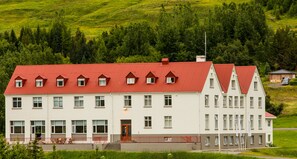 Front of property - Hotel Laugar (Laugar)