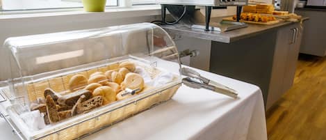 Petit déjeuner buffet compris tous les jours