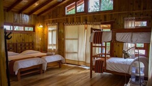 Down duvets, free WiFi, individually furnished, bed sheets - Altares de Oxapampa (Oxapampa)