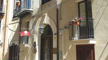 Facciata della struttura