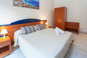 Standard Double Room, 1 Queen Bed, Private Bathroom, Tower | Minibar, desk, cribs/infant beds, rollaway beds
