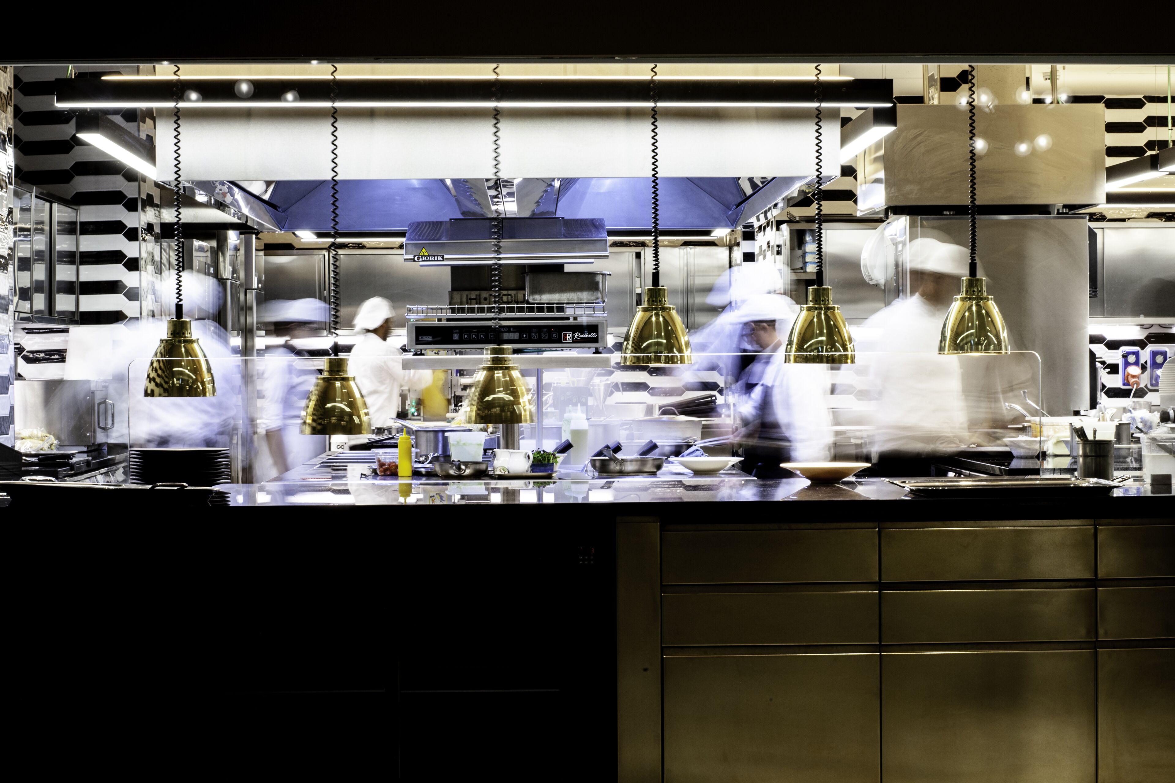 lunch and dinner served, regional cuisine