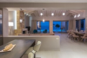 Villa, 3 Bedrooms, Private Pool, Sea View | Living area