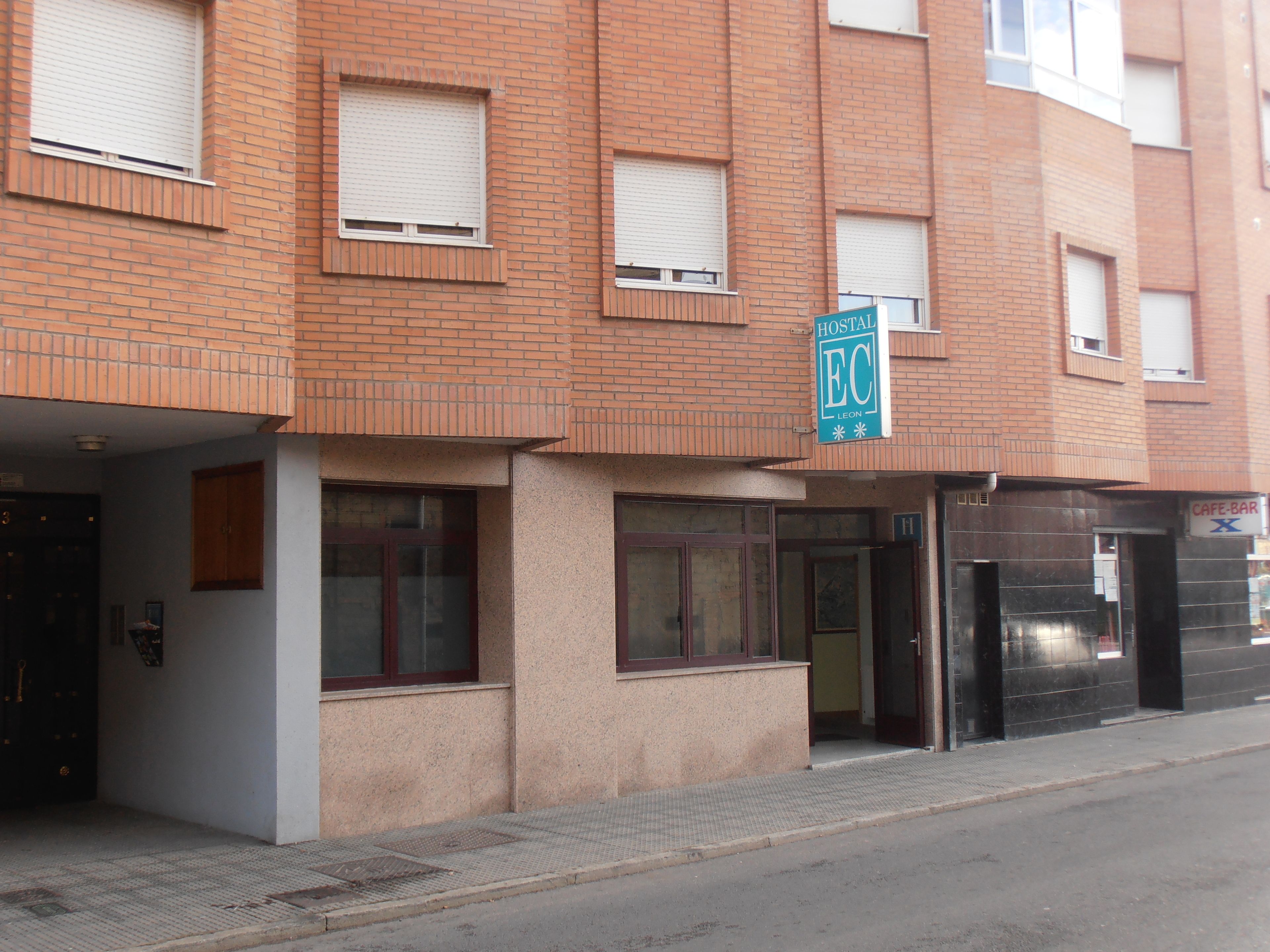 Photo - Hostal ** EC León