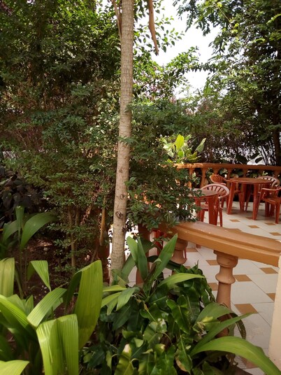 J Residence Motel Entebbe