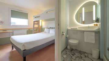 Bureau, chambres insonorisées, Wi-Fi gratuit