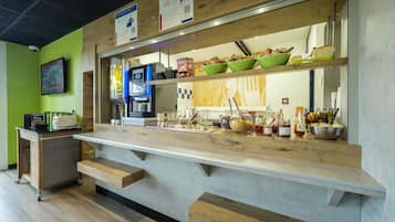Daily buffet breakfast (EUR 9.9 per person)