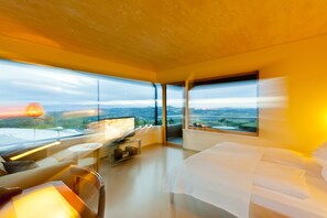 時尚樓中樓客房, 陽台, 山景 | 高級寢具、Select Comfort 床墊、客房內保險箱、書桌