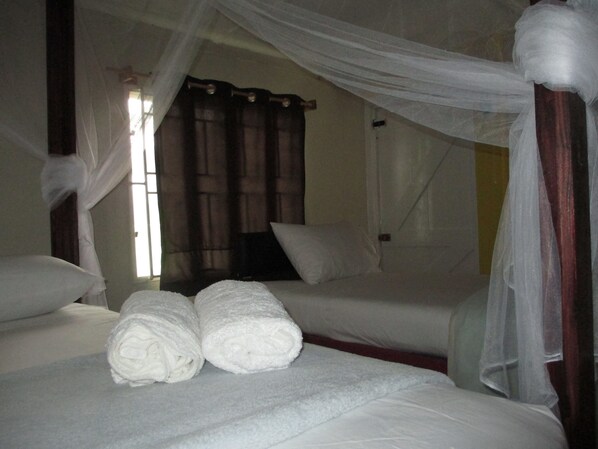 Standardzimmer, 1 Queen-Bett, eigenes Bad | 1 Schlafzimmer, Bügeleisen/Bügelbrett, kostenloses WLAN