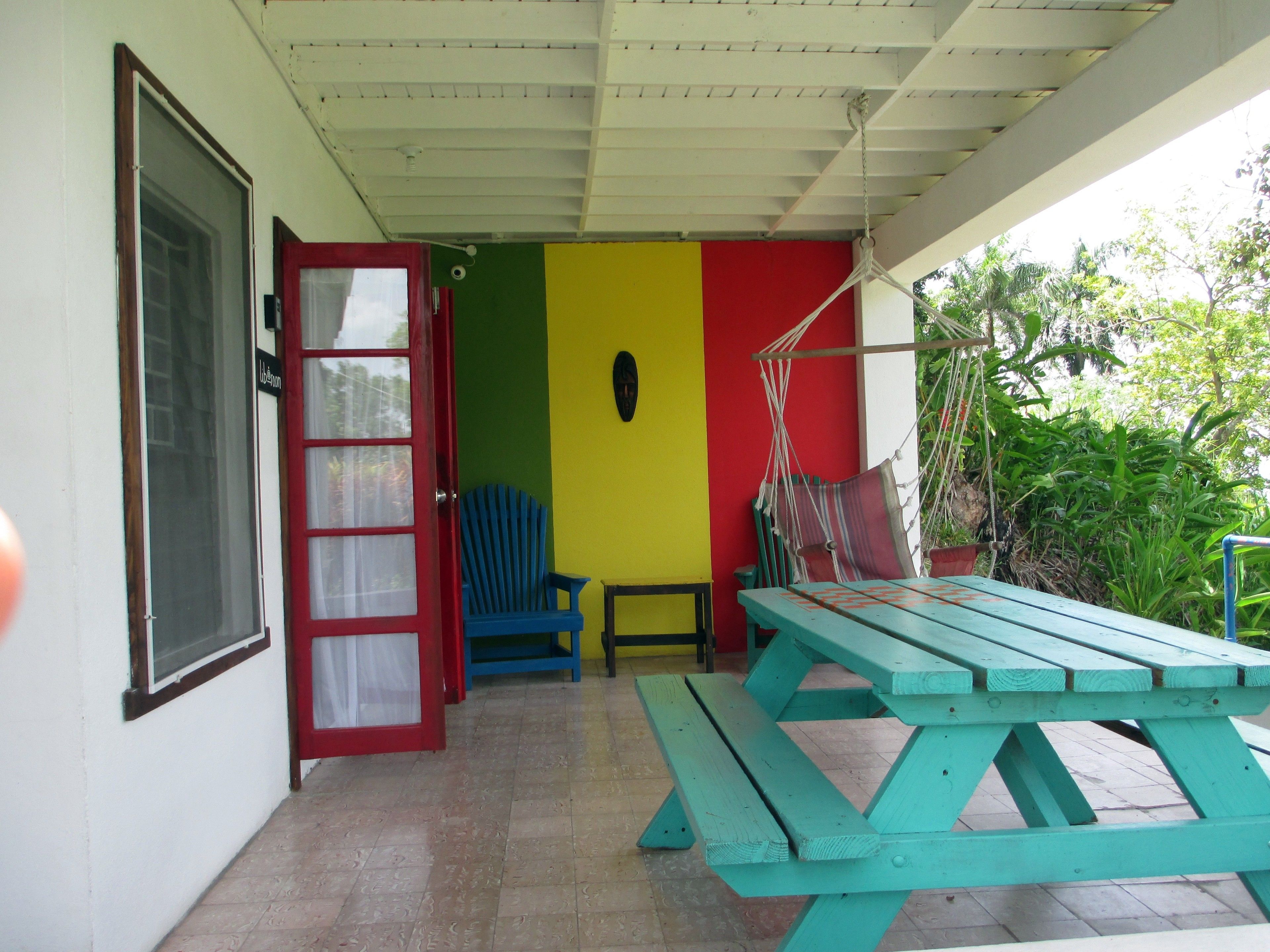 Chambre Triple Économique, plusieurs lits, salle de bains privée | Terrasse/Patio