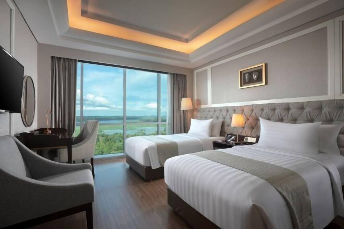 1 bedroom, premium bedding, Select Comfort beds, free minibar