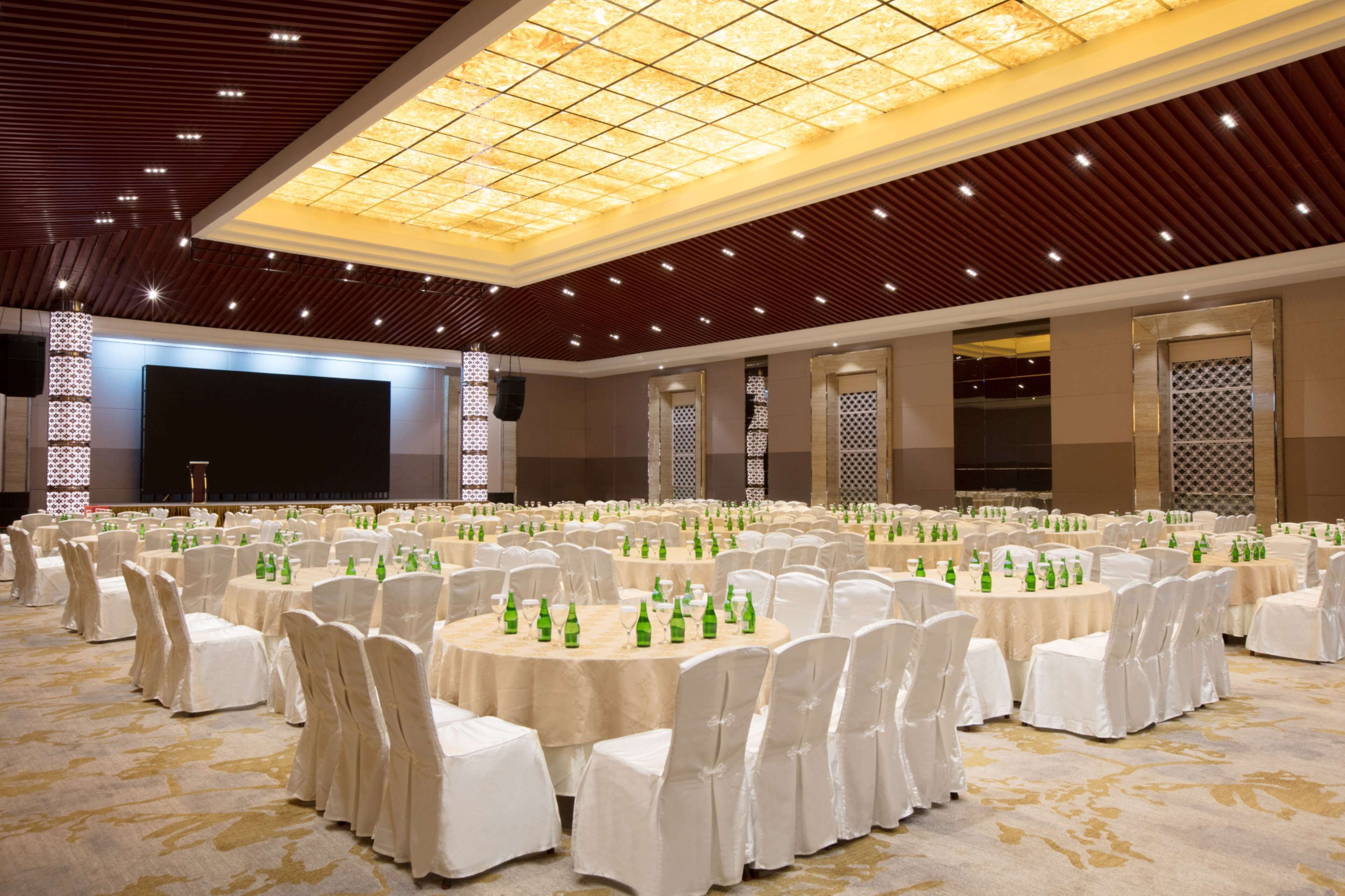 Foto - Wyndham Panbil Batam