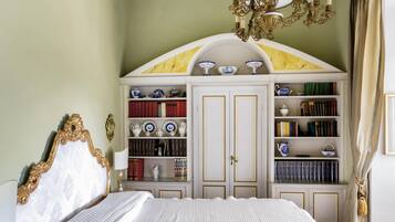 Panoramic Suite, Terrace, City View | Premium bedding, down duvets, memory-foam beds, minibar