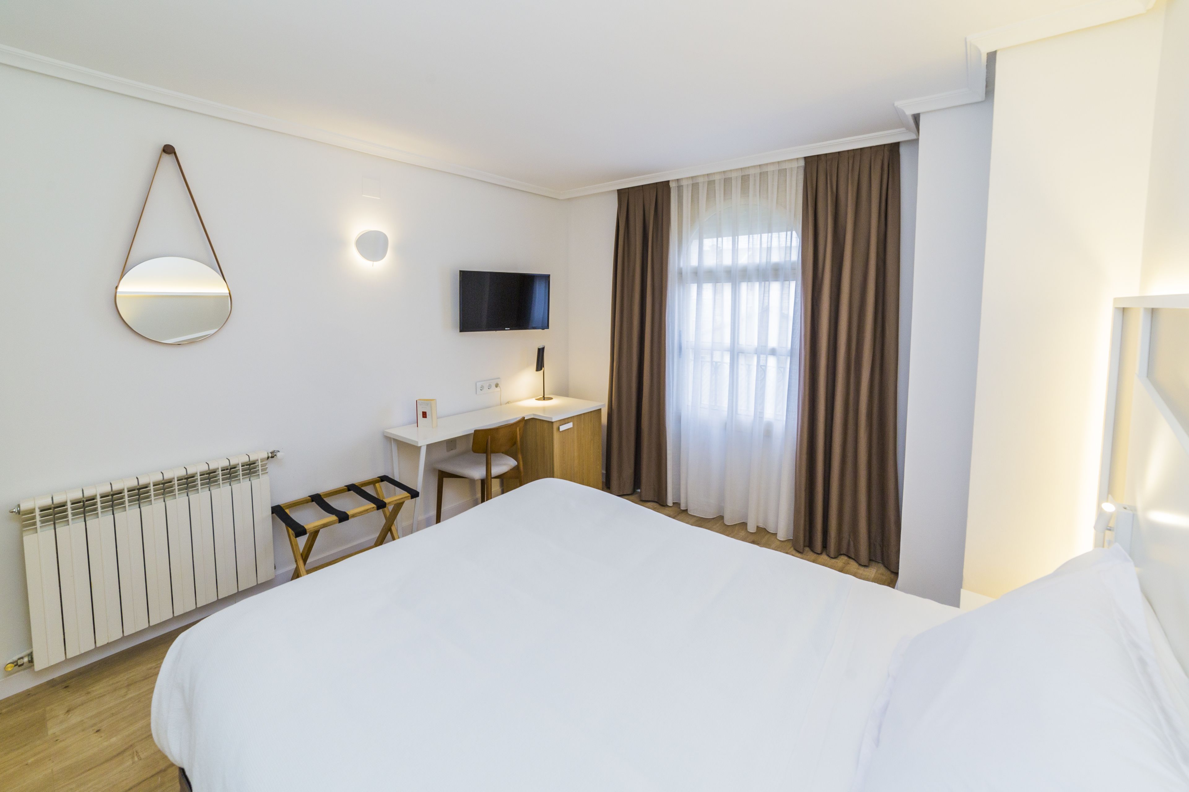 double room single use | minibar, in-room safe, desk, blackout curtains