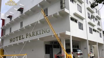 Free self parking