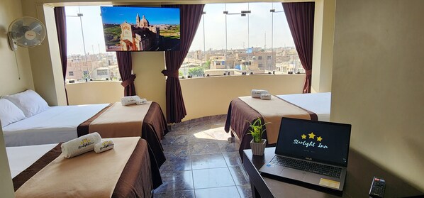 Ropa de cama de alta calidad y tabla de planchar con plancha