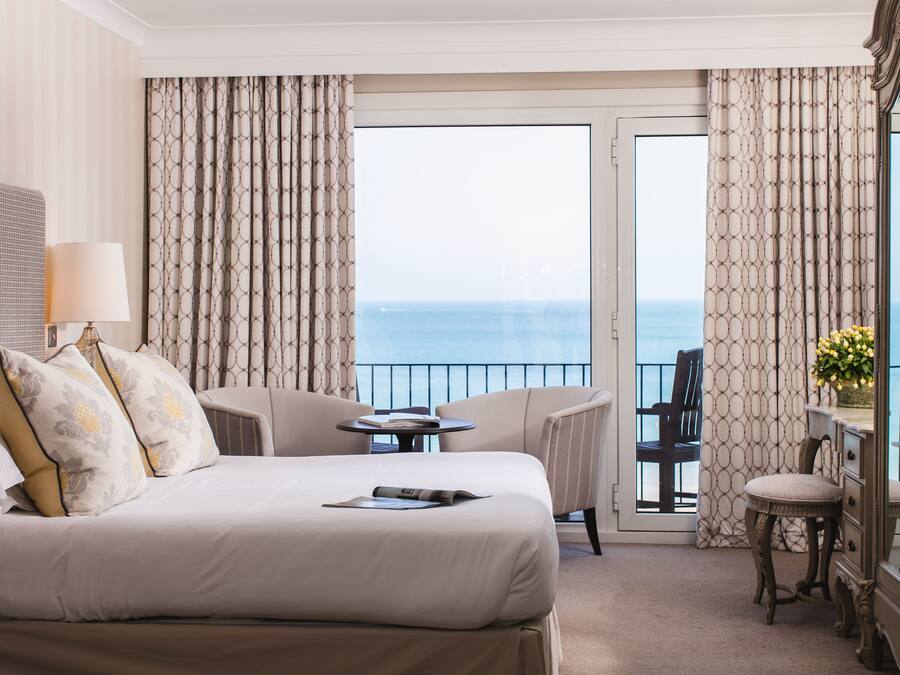 Sea View Balcony | Hypo-allergenic bedding, in-room safe, individually decorated