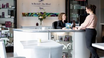 Behandlingsrom for par, boblebad, dampbad og kroppsbehandlinger