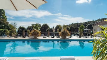 Indoor pool, 2 outdoor pools, pool umbrellas, sun loungers