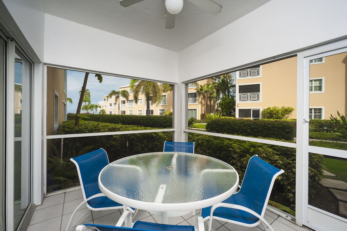 2 Bedroom Villa - Ocean View #212 | Vistas desde la habitación