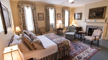 Standard Room, 1 Queen Bed with Shared Bathroom (Liberty) | 1 bedroom, desk, iron/ironing board, free WiFi