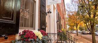 La Reserve Bed & Breakfast