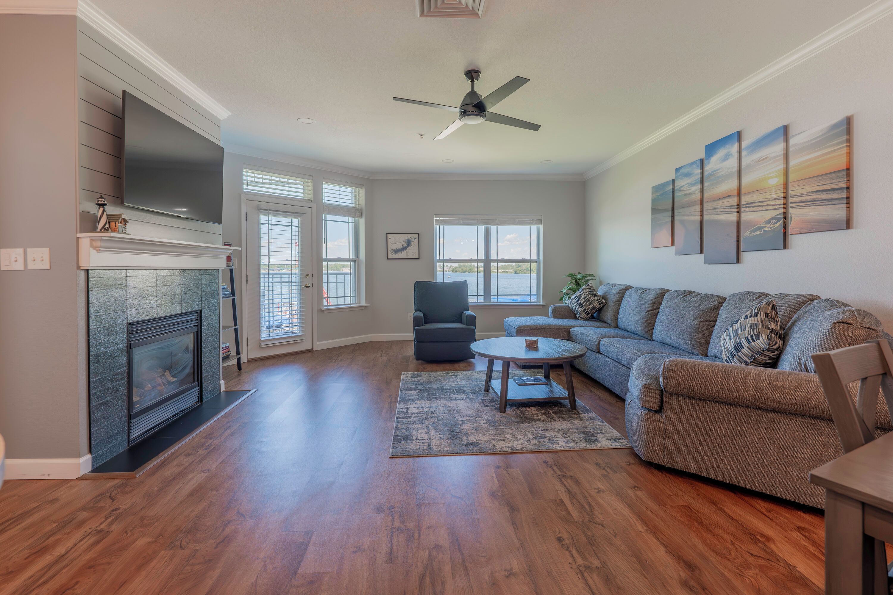 Premier Suite, 2 Bedrooms, Lake View | Living area | TV, fireplace