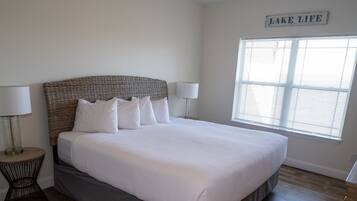 Suite, 2 Bedrooms, Lake View | Iron/ironing board, free cribs/infant beds, free WiFi, bed sheets