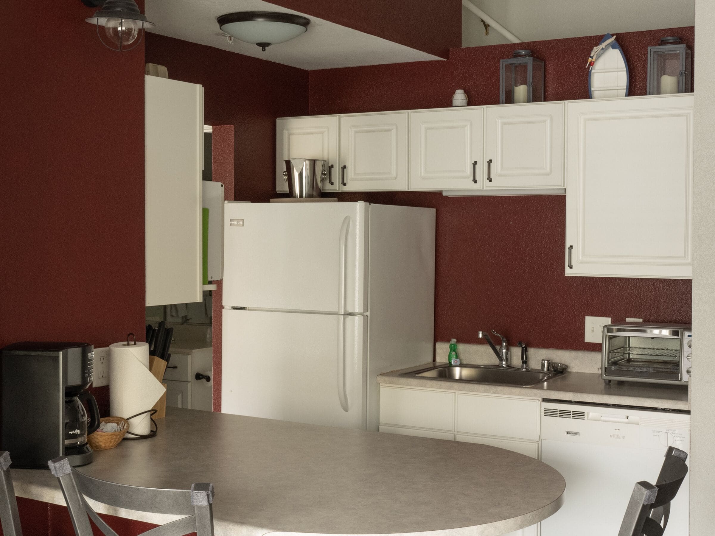 standard suite, 2 bedrooms | private kitchenette | full-sized fridge, microwave, dishwasher, coffee/tea maker