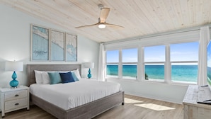 ทาวน์โฮม, 3 ห้องนอน, ริมทะเล (Beachside West 5) | 3 ห้องนอน, เตารีด/โต๊ะรีดผ้า, Wi-Fi ฟรี, ห้องพักตกแต่งอย่างมีเอกลักษณ์