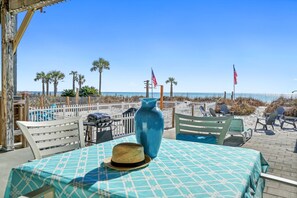 Townhome, 3 Bedrooms, Beachfront (Beachside West 7) | Terrace/patio