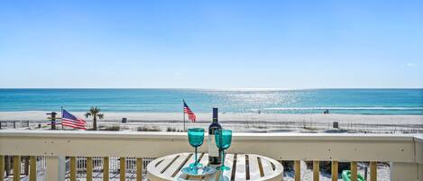 Townhome, 3 Bedrooms, Beachfront (Beachside West 7) | Terrace/patio