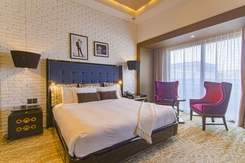 K Tower Boutique Hotel By Lucerna