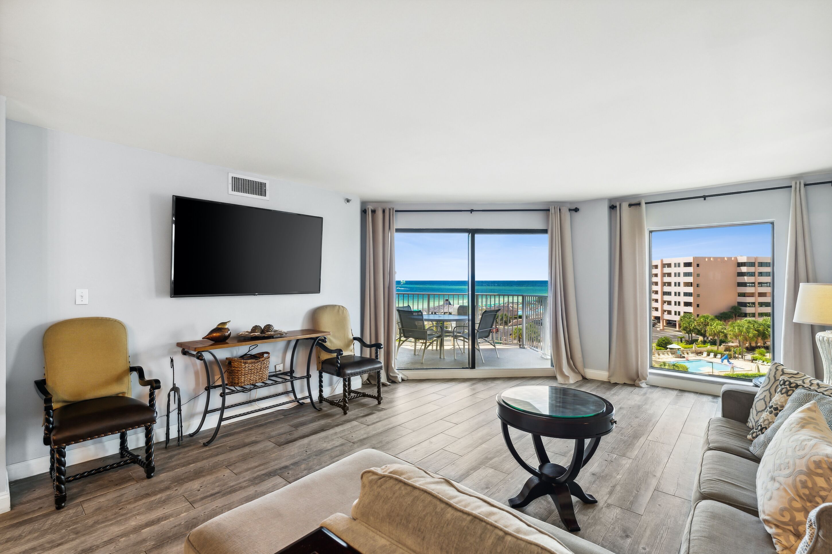 Condo, 2 Bedrooms, Beach View (513) | Living area | Flat-screen TV