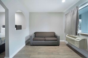 Deluxe Room, 2 Queen Beds, Non Smoking, Refrigerator & Microwave