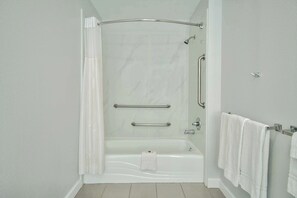 Salle de bain adaptée