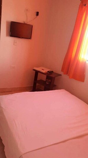 Double Room (Fan) | Free WiFi