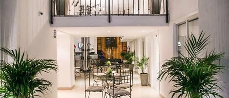 Televisión de pantalla plana