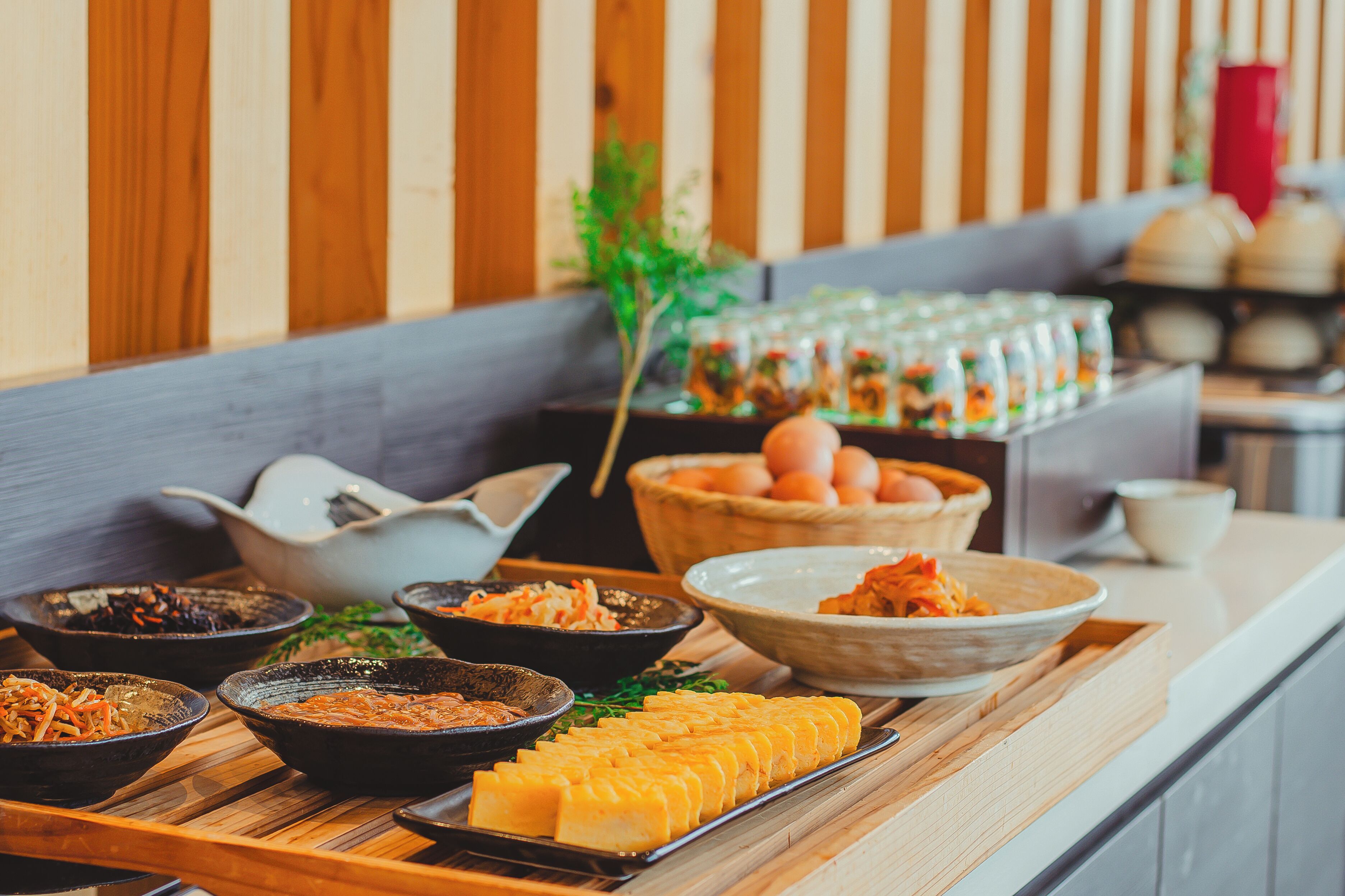 Daily buffet breakfast for a fee