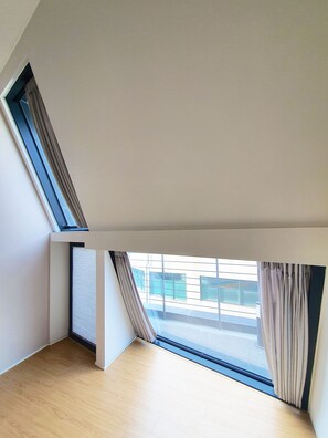 Design Double Room, Terrace (1) | Premium bedding, soundproofing, iron/ironing board, free WiFi