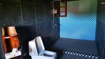 Chalet, Ocean View | Bathroom | Free toiletries, hair dryer, slippers, towels