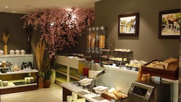 ๋งค์ผ ๋ทํ ์์นจ ์์ฌ(1์ธ๋น VND 230000)