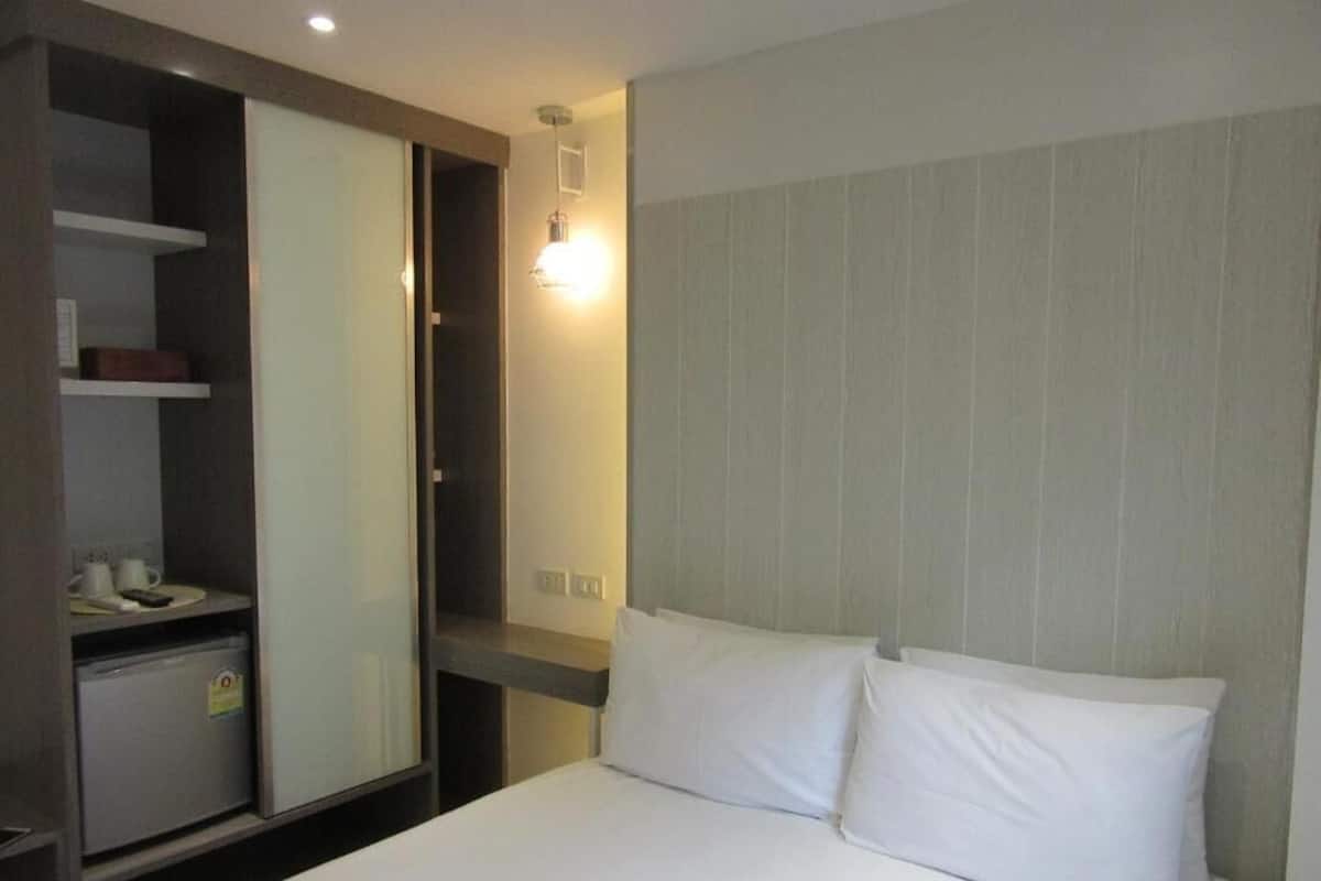 Habitación superior, 1 cama Queen size | Wifi gratis