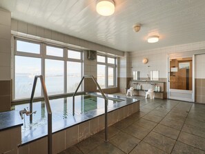 Public bath - Wind City Hotel (Tahara)