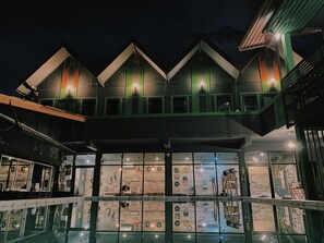 Bar (on property) - ChiangMai Moli INN - Hostel (Chiang Mai)